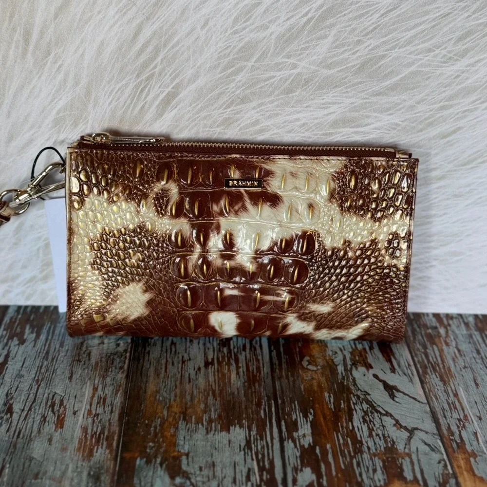 Brahmin Daisy Wristlet Melbourne Summer Rodeo NWT Price firm! - Picture 8 of 10